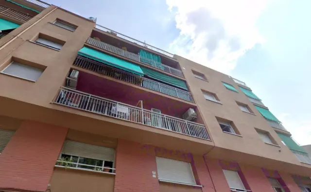 Foto 5 de Piso en venta en Carrer de Galileu, cerca de Carrer de Vázquez de Mella en Ca n'Aurell por 195.000 €