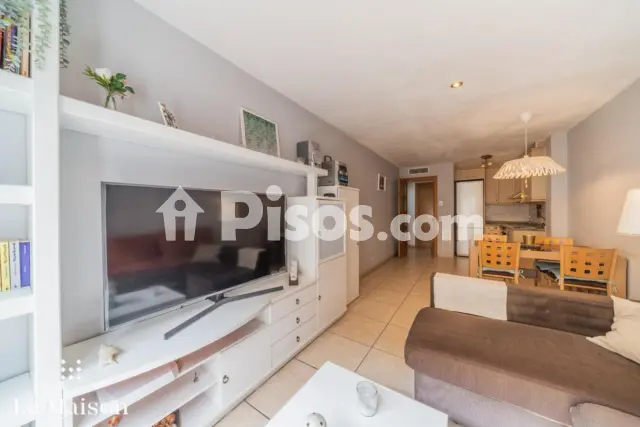 Foto 3 de Piso en venta en Carrer de Carlemany, número S/N en Cerdanyola Sud por 230.000 €