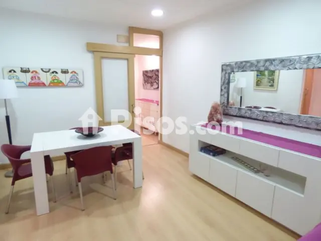 Foto 2 de Piso en venta en Muralla Sant Francesc en Barri Antic por 185.000 €