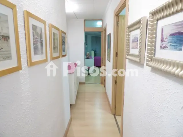 Foto 3 de Piso en venta en Muralla Sant Francesc en Barri Antic por 185.000 €