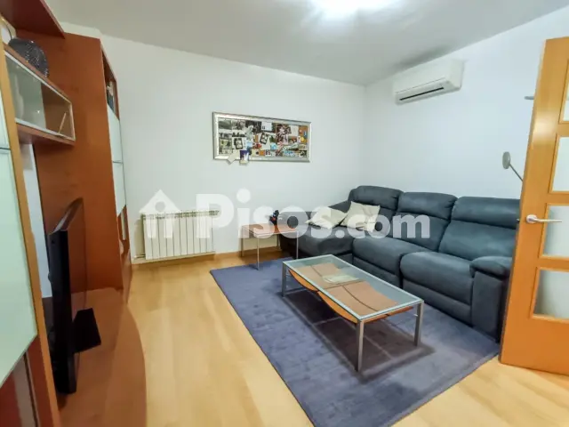 Foto 5 de Piso en venta en Raval St. Pere en Centre por 180.000 €