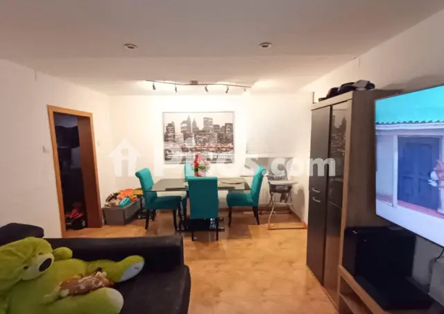 Foto 3 de Piso en venta en Carrer dels Torners en Espronceda por 165.000 €