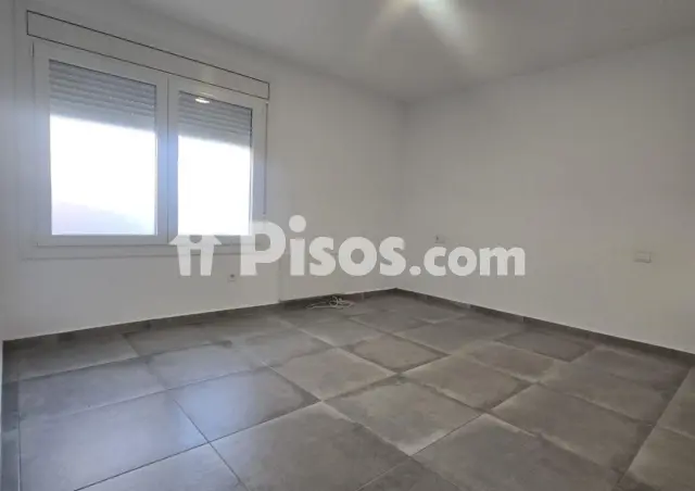 Foto 4 de Piso en venta en Carrer de Sardà, cerca de Carrer de Lepant en Eixample-Sant Oleguer por 180.000 €