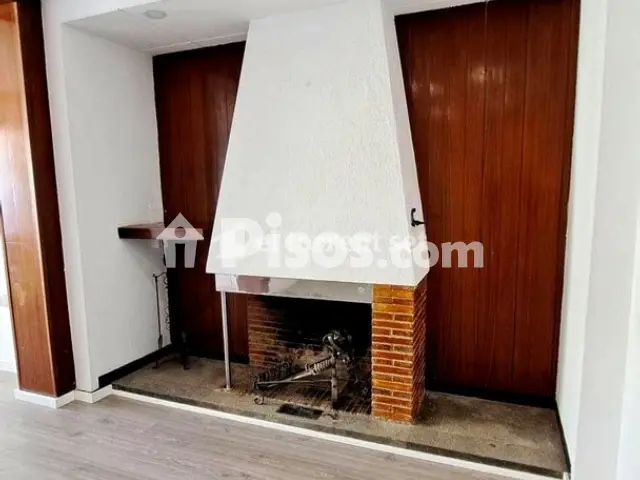 Foto 5 de Piso en venta en Camí Ral, cerca de Carrer de Sant Joan en Centre por 210.000 €