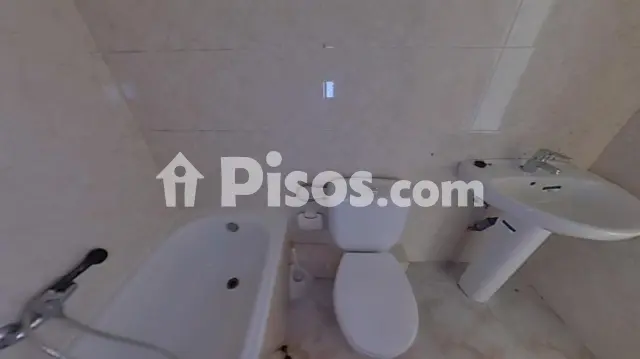 Foto 5 de Piso en venta en La Masuca en Llevant por 130.000 €