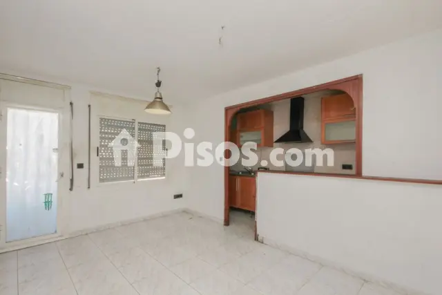 Foto 2 de Piso en venta en Carrer de la Mare de Déu del Socors, cerca de Avinguda de Barcelona en Ca n'Anglada por 125.000 €
