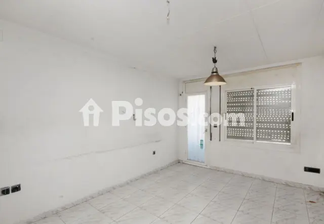 Foto 5 de Piso en venta en Carrer de la Mare de Déu del Socors, cerca de Avinguda de Barcelona en Ca n'Anglada por 125.000 €