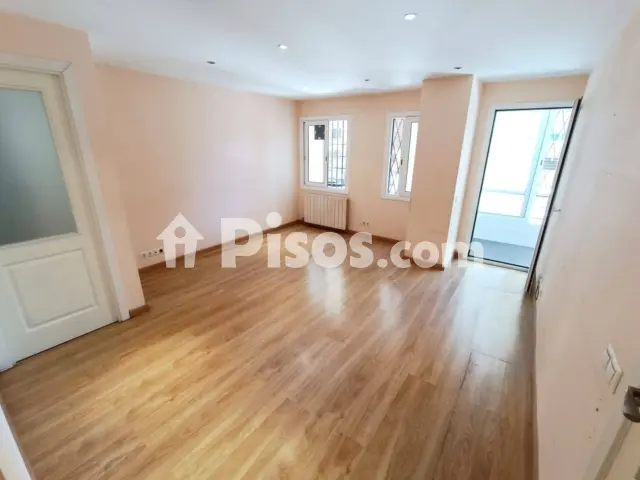 Foto principal de Piso en venta en Passatge del Riu Segre en La Salut-Lloreda-Sistrells por 258.000 €