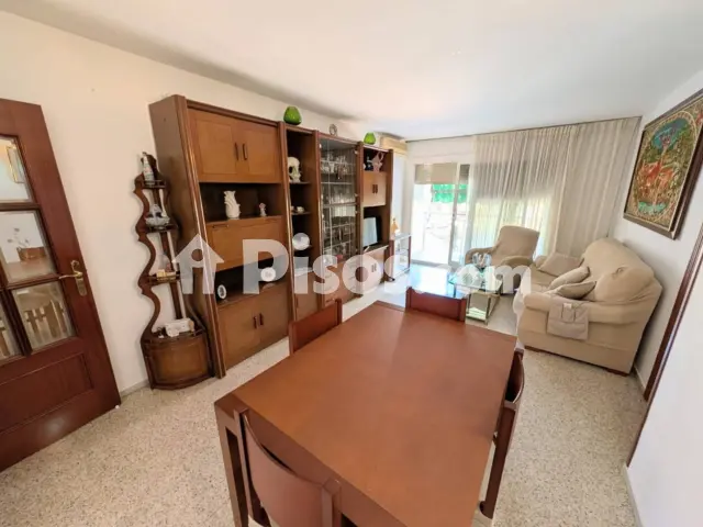 Foto 2 de Piso en venta en Carrer de Nàpols en Llefià-Artigues por 239.900 €