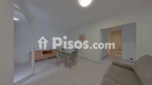 Foto principal de Piso en venta en Calle de Rafael Casanova en Llefià-Artigues por 248.600 €