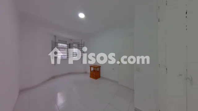 Foto 3 de Piso en venta en Calle de Rafael Casanova en Llefià-Artigues por 248.600 €