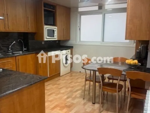 Foto principal de Piso en venta en Plaça d'Enric Morera en Campoamor por 272.000 €