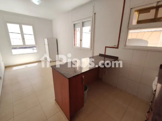 Foto principal de Piso en venta en Carrer d'Eugeni Mata, 4 en Centre por 79.000 €