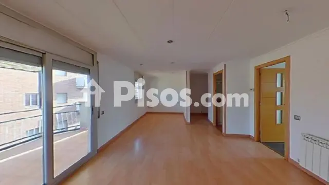 Foto principal de Piso en venta en Carrer de Lluís el Pietós en Cerdanyola Sud por 159.090 €