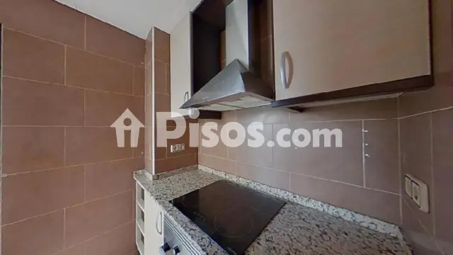 Foto 3 de Piso en venta en Carrer de Rafael Casanova en L'Hostal-Lledoner por 140.100 €