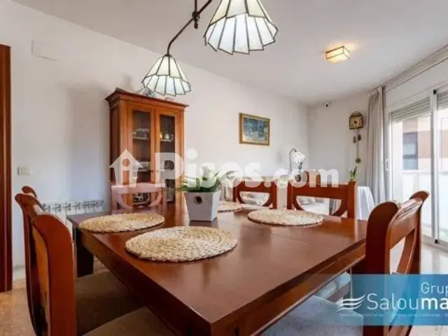 Foto 4 de Piso en venta en Carrer de Sardà, cerca de Carrer de Roig en Centre por 225.000 €
