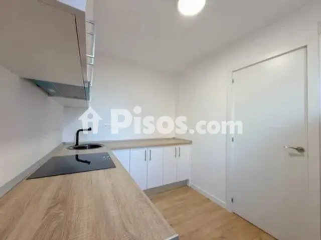 Foto 4 de Piso en venta en Passeig de Prim en Ponent por 170.000 €