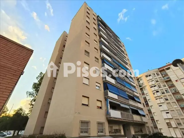 Foto 4 de Piso en venta en Avinguda de Francesc Trabal en La Plana del Pintor por 194.000 €