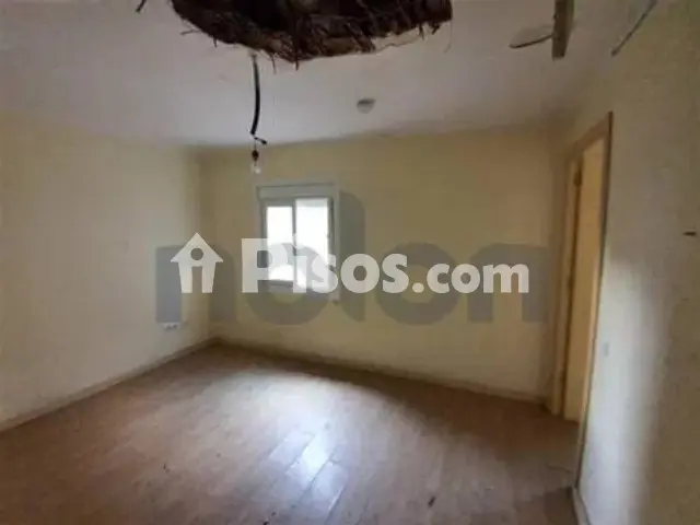 Foto 3 de Piso en venta en Centre en Centre por 65.000 €