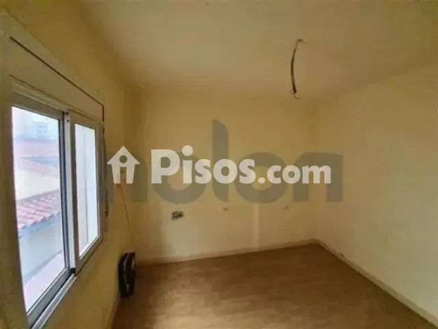 Foto 5 de Piso en venta en Centre en Centre por 65.000 €