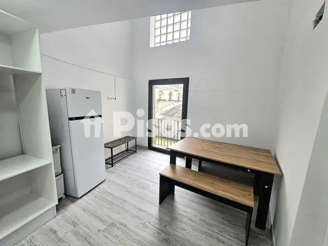 Foto 3 de Piso en venta en Carrer de Santa Maria en Centre por 129.000 €
