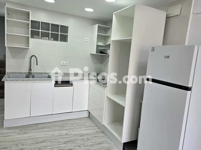 Foto 4 de Piso en venta en Carrer de Santa Maria en Centre por 129.000 €