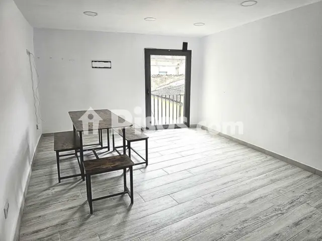 Foto 3 de Piso en venta en Carrer de Santa Maria en Centre por 189.000 €