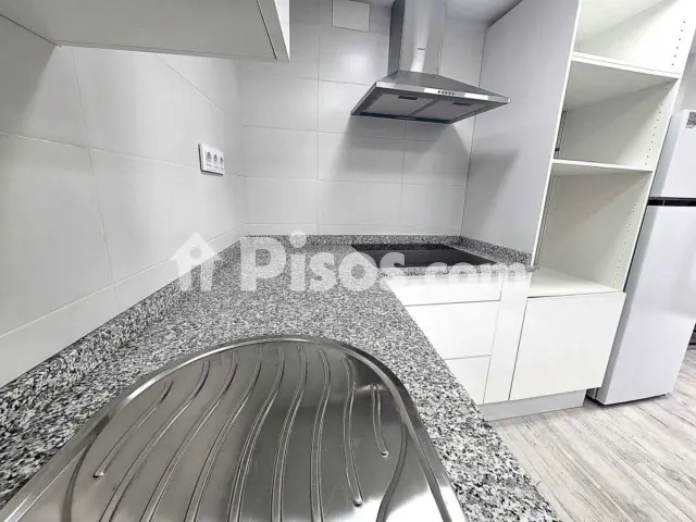 Foto 4 de Piso en venta en Carrer de Santa Maria en Centre por 110.000 €