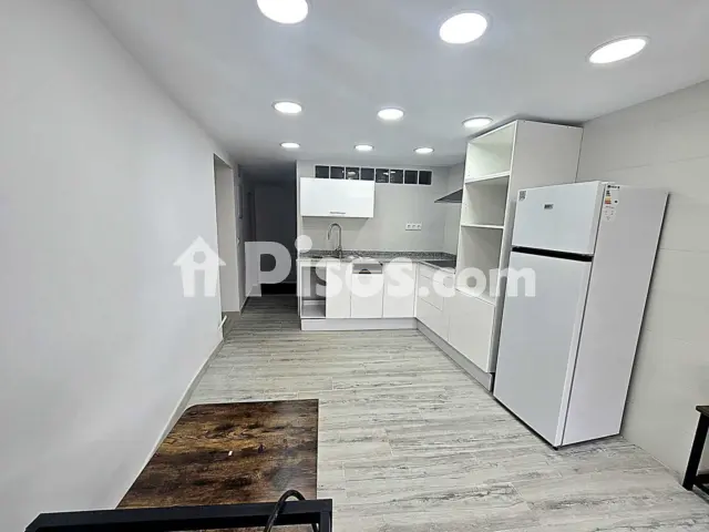 Foto 5 de Piso en venta en Carrer de Santa Maria en Centre por 110.000 €