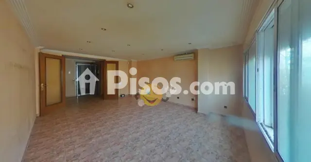 Foto 3 de Piso en venta en Avinguda dels Països Catalans, 111, cerca de Carrer de Gandesa en Ponent por 158.000 €
