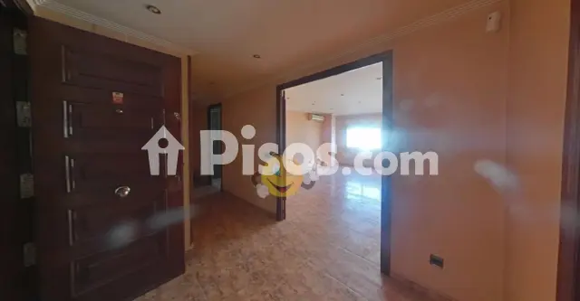 Foto 5 de Piso en venta en Avinguda dels Països Catalans, 111, cerca de Carrer de Gandesa en Ponent por 158.000 €