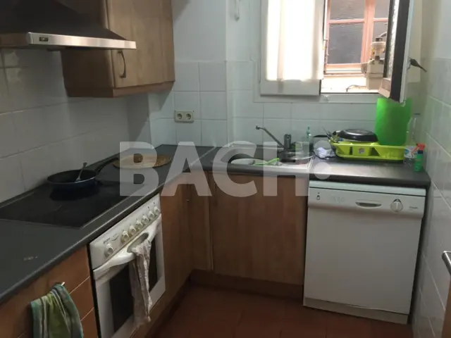 Foto 5 de Piso en venta en Carrer de Jacint Verdaguer, 7 en Centre Històric por 250.000 €