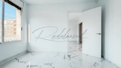 Foto 4 de Piso en venta en Plaça de Morlius, 1 en Centre por 169.990 €